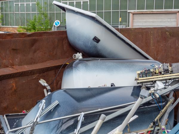 Bathtub Disposal in Mount Pleasant